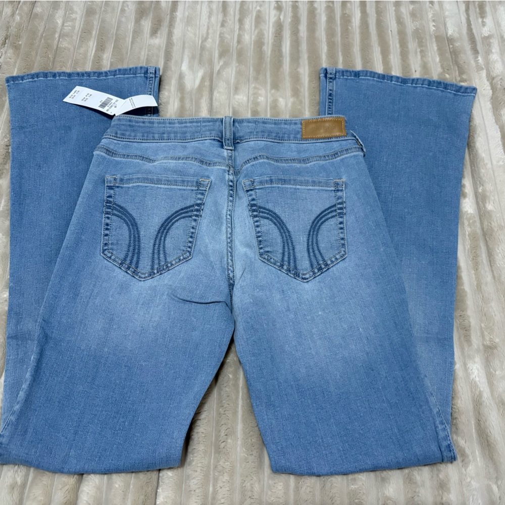Women’s Hollister Light Blue Straight Leg Jeans